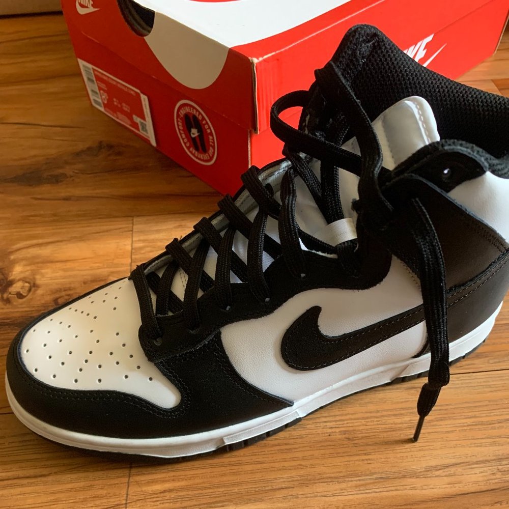 COPY - COPY - Womens Black & White NIKE DUNKS